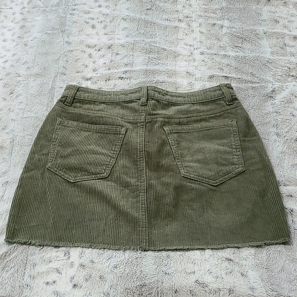 Forever 21 corduroy mini skirt. Medium - Picture 2 of 3